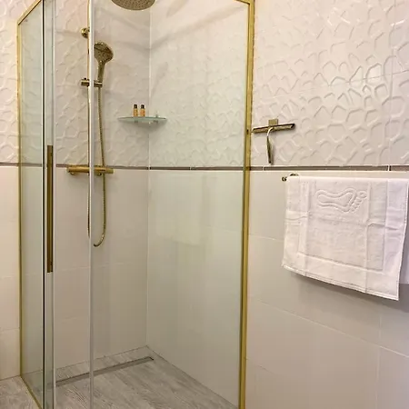 Apartament Palacowy Polonia Z Miejscem Parkingowym Łódź Esterno foto